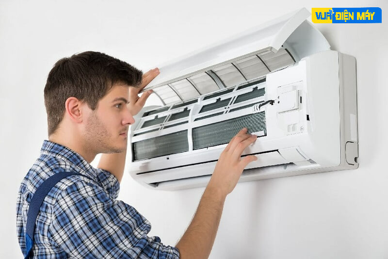 dấu hiệu nhận biết board mạch máy lạnh bị hư