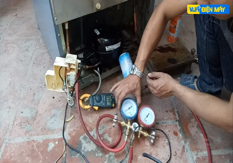 vệ sinh và sửa chữa tủ lạnh