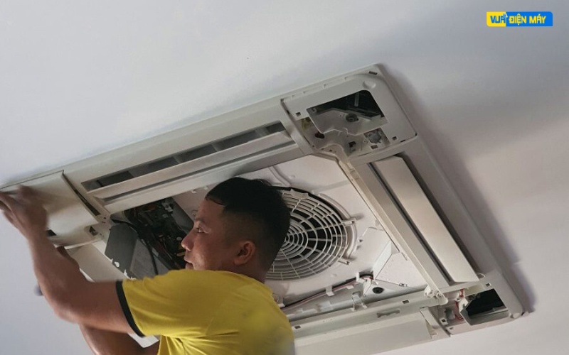 tháo lắp hệ thống máy lạnh 50 ngựa