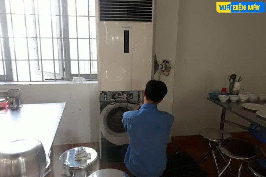 Hình ảnh hoạt động sửa chữa