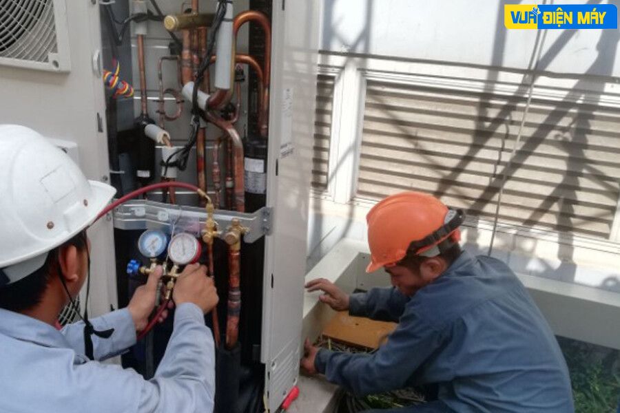 Hình ảnh hoạt động sửa chữa
