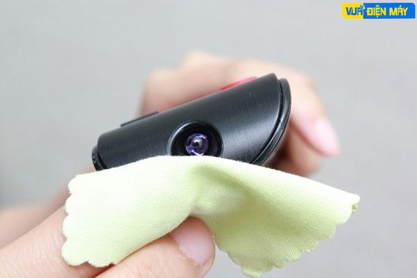Vệ sinh remote
